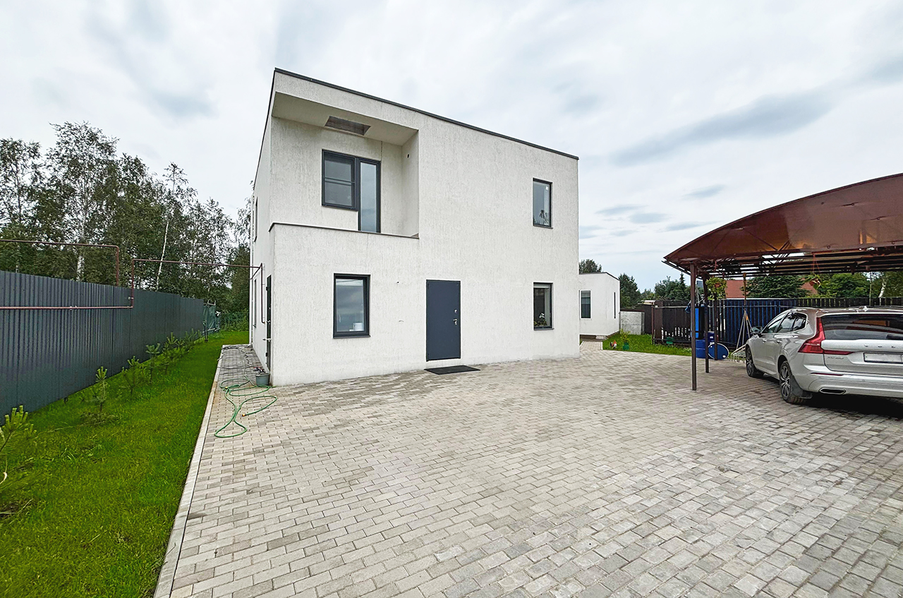 Дом 139,3 м² на участке 9,1 сот.