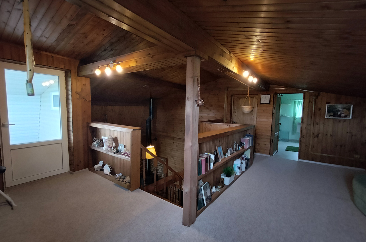 Дом 160 м²  с террасой  на участке 6 сот