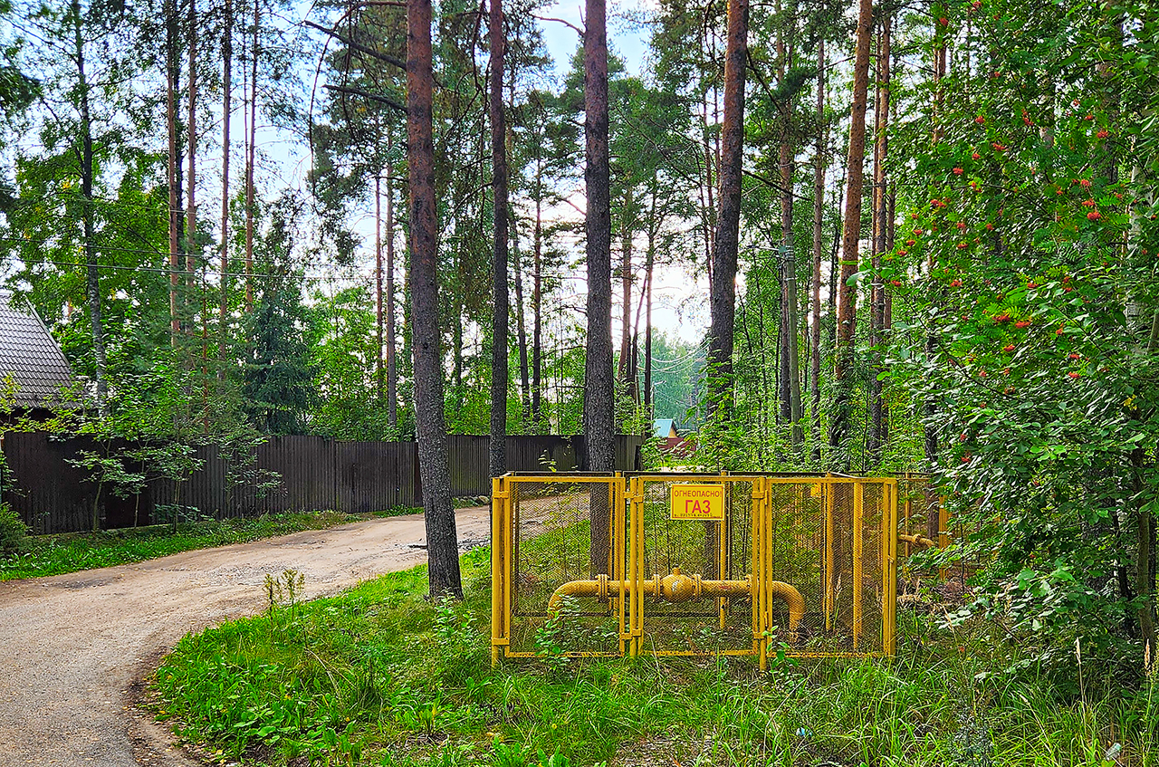 Дом 400 м²  на берегу Финского залива  на участке 22,5 сот