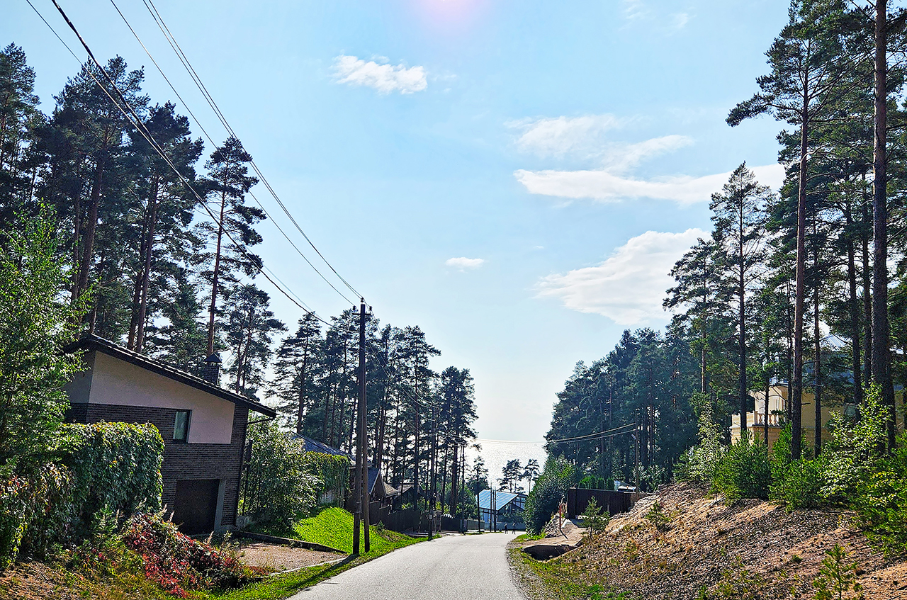 Дом 400 м²  на берегу Финского залива  на участке 22,5 сот