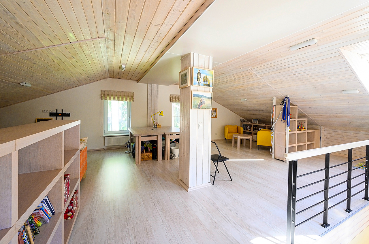 Дом 655,1 м² на участке 65 сот