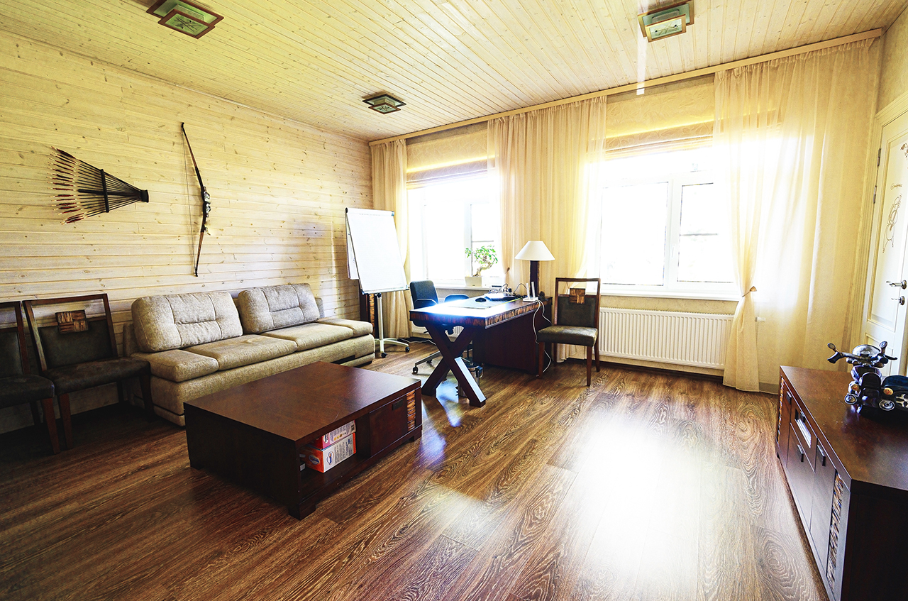 Дом 655,1 м² на участке 65 сот