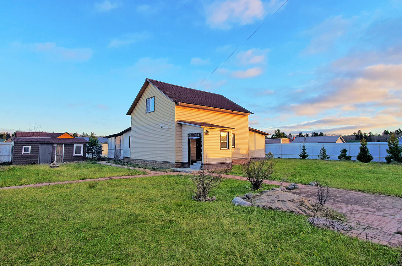 Дом 143,7 м² на участке 10,8 сот